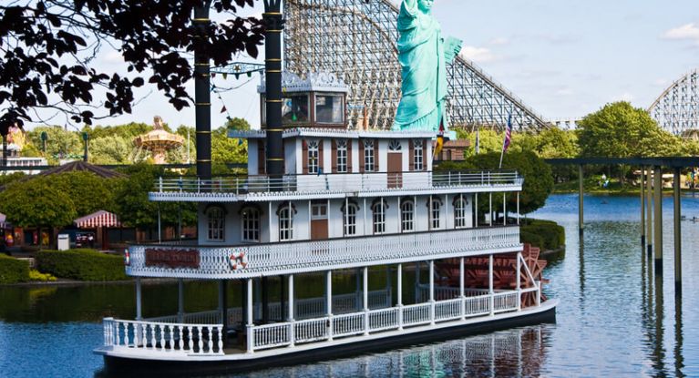 Mississippi-Raddampfer im Heide-Park Soltau